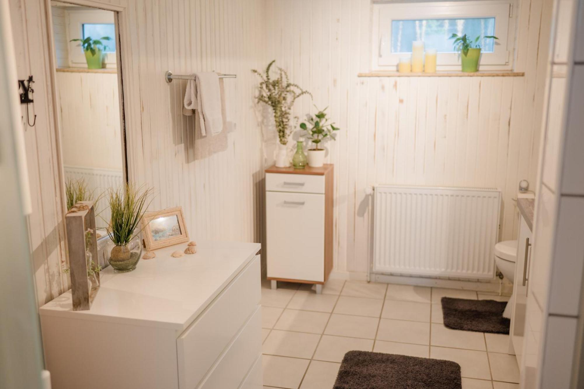 Buchlindenweg - Zimmer & Ferienwohnung Breitscheid  Экстерьер фото